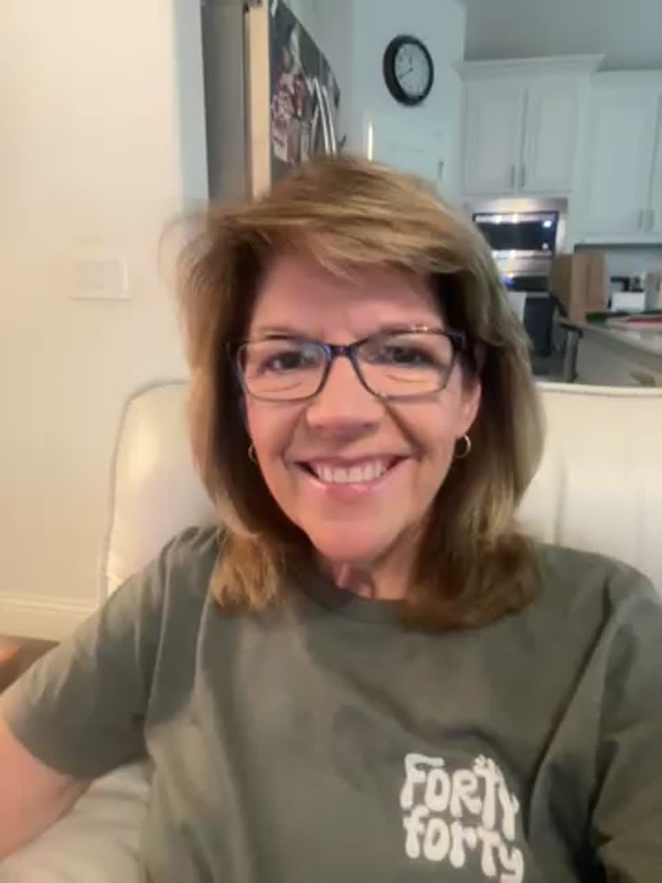 Still image out of testimonial from Susie White