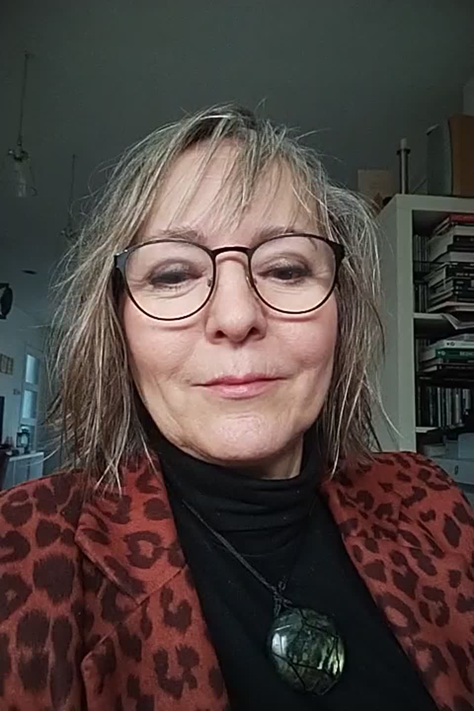 Still image out of testimonial from Caroline Boschman