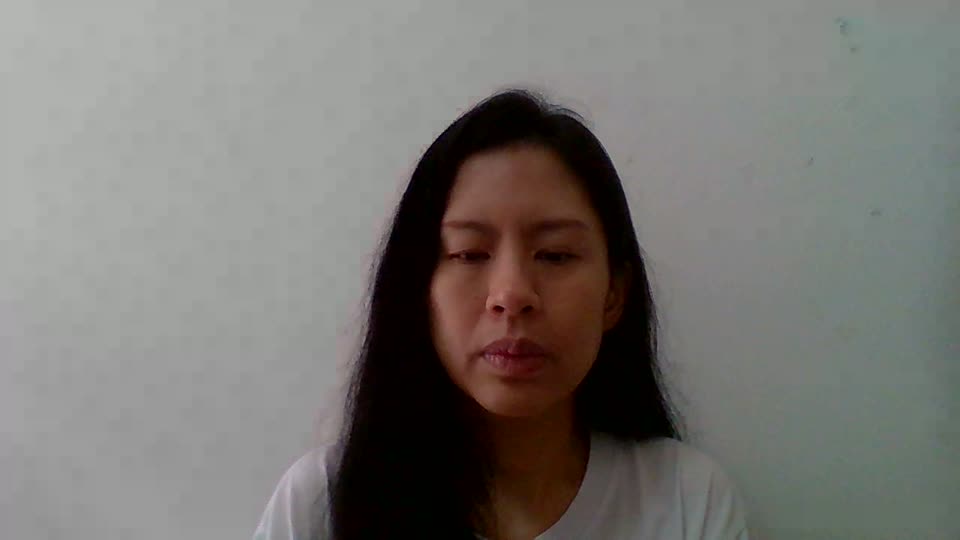 Still image out of testimonial from Kate Woo