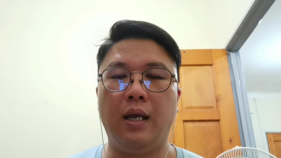 Still image out of testimonial from Michael Chang Xian 