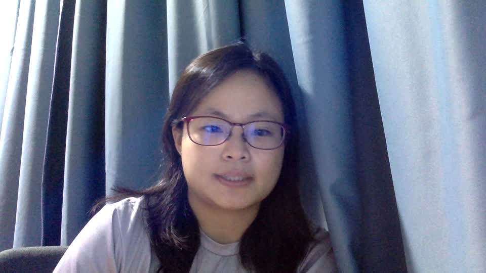 Still image out of testimonial from LIM HUI PENG
