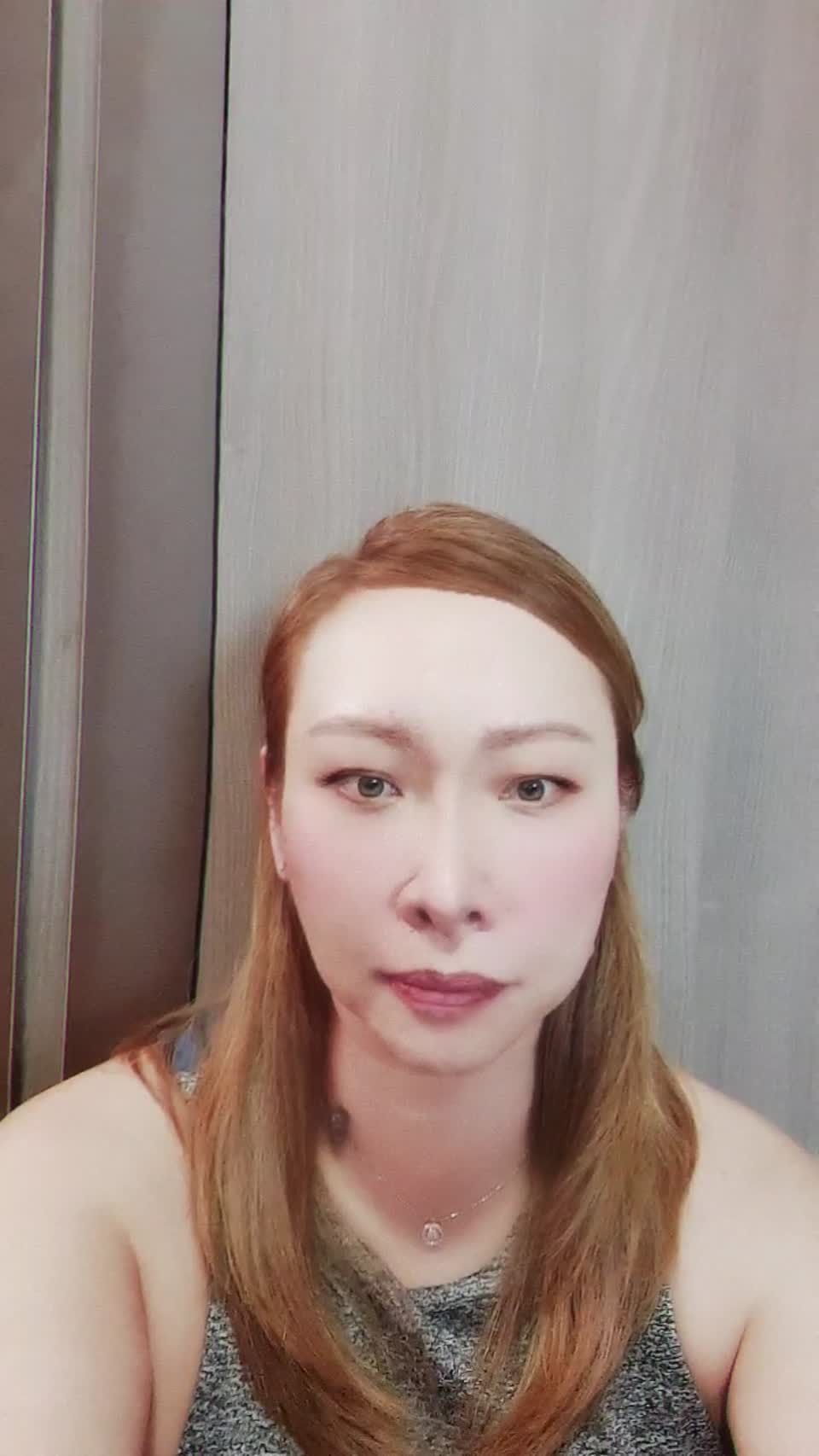 Still image out of testimonial from Katherine Yee 