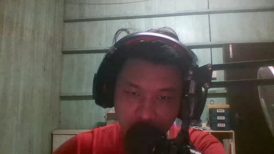 Still image out of testimonial from Choo Zhe Wei