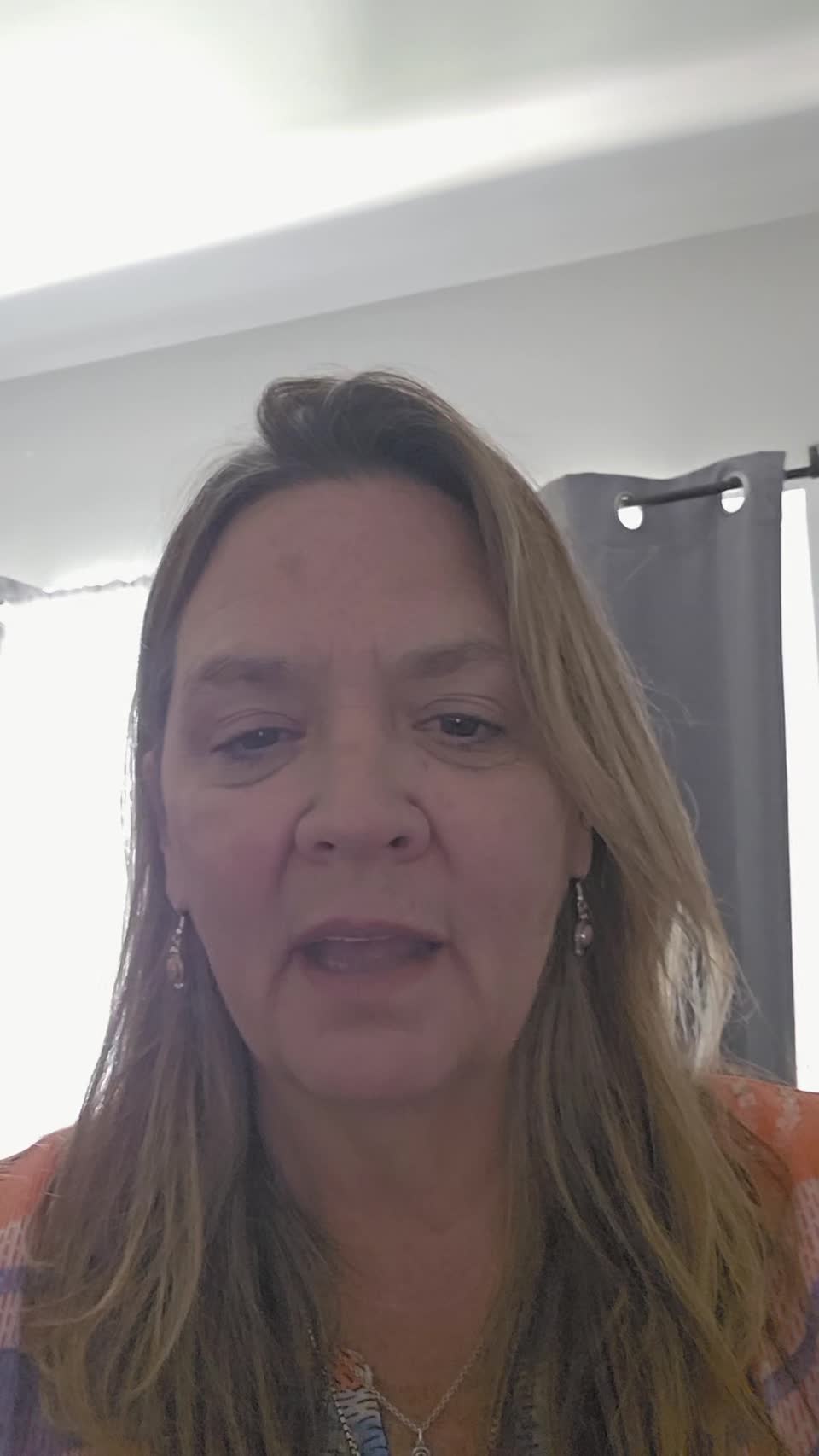 Still image out of testimonial from Lauri Rush