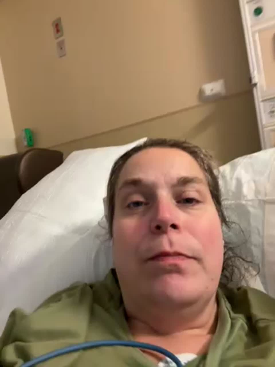 Still image out of testimonial from Candice Tow