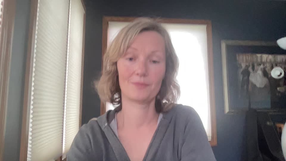 Still image out of testimonial from Renee Olson