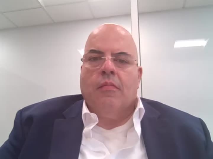 Still image out of testimonial from Mark Rodriguez