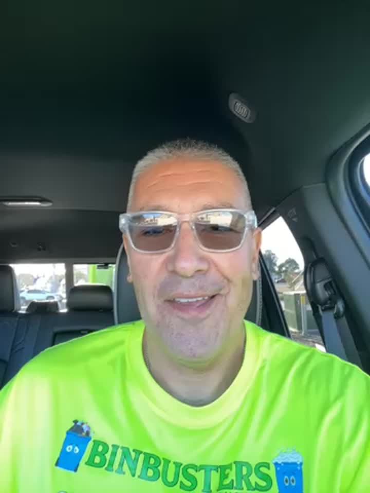 Still image out of testimonial from Jose A. Garza