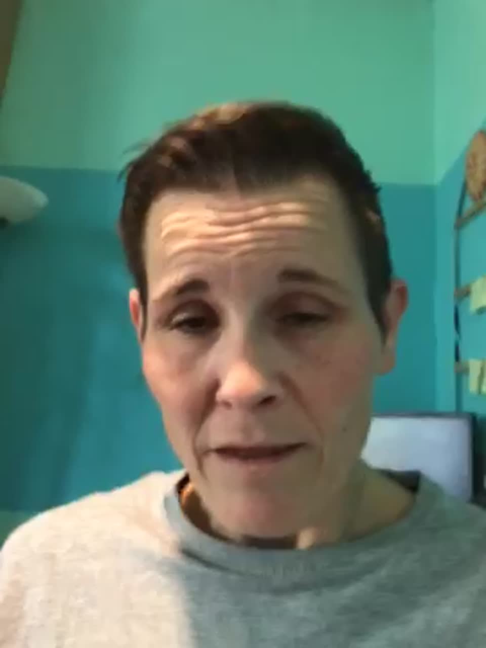 Still image out of testimonial from Beatrix Fischer