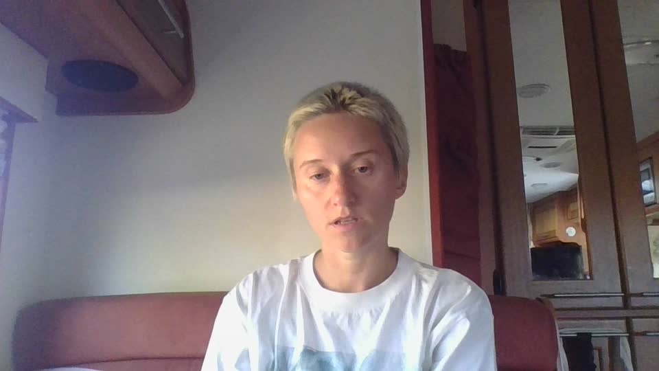 Still image out of testimonial from Ita Sypniewski