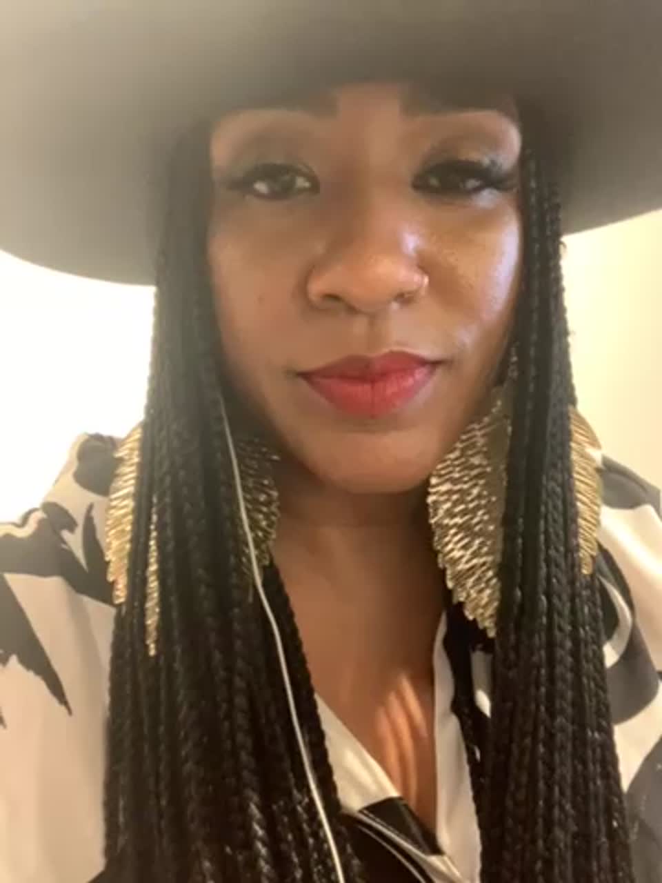 Still image out of testimonial from Ayisha Zakia Jefferson 