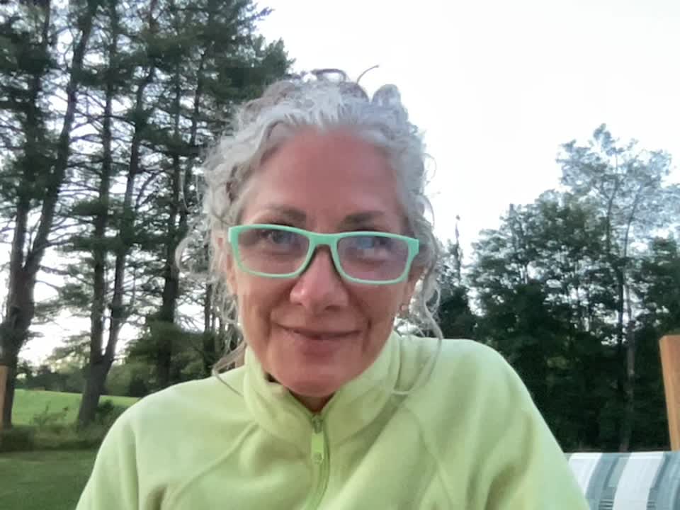 Still image out of testimonial from Heather O'Leary