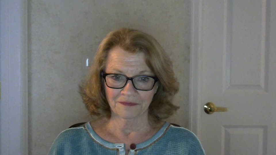 Still image out of testimonial from Jan Jones