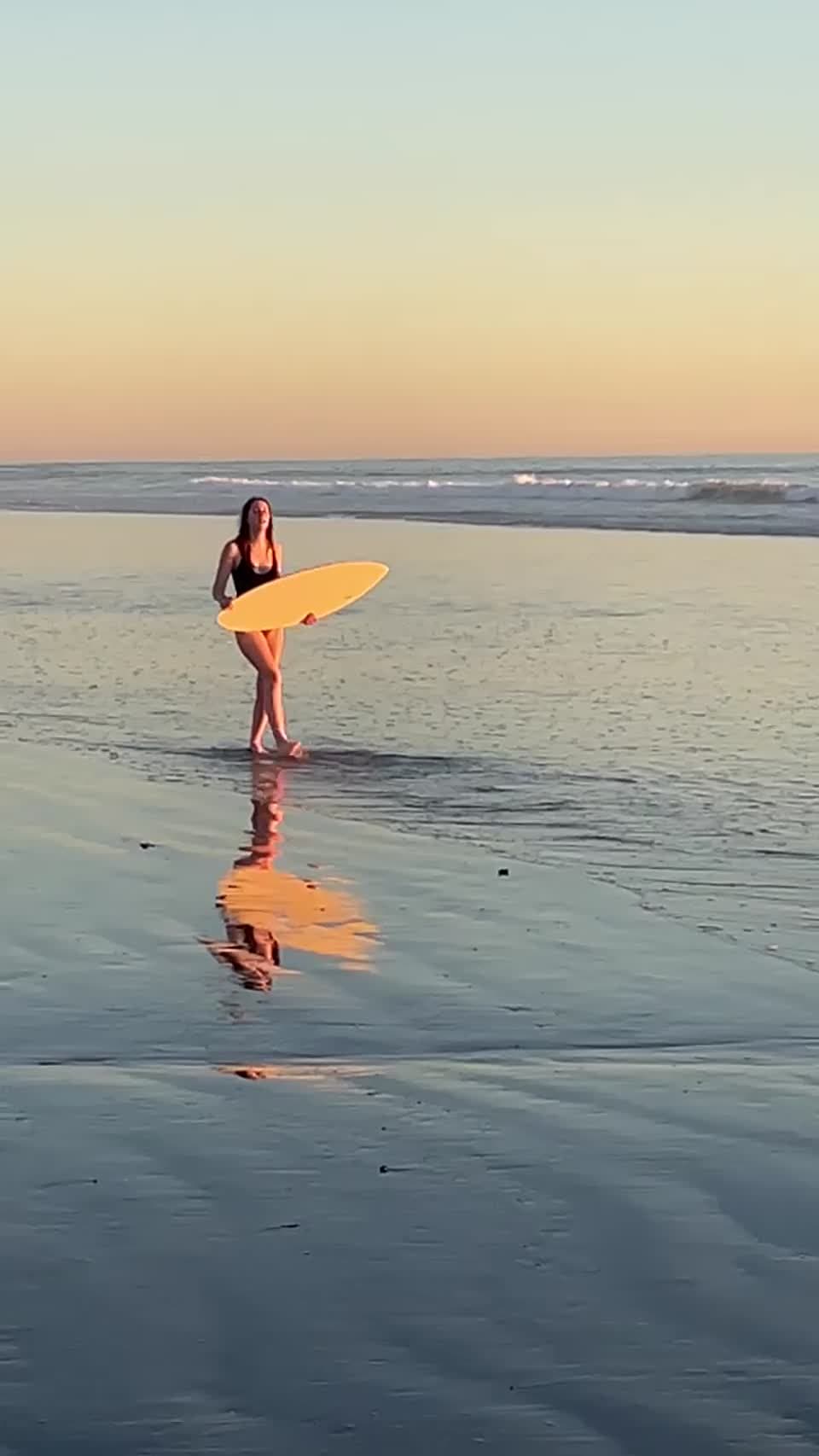 Still image out of testimonial from Keeley