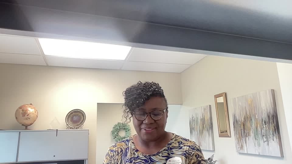 Still image out of testimonial from Ann Carruthers