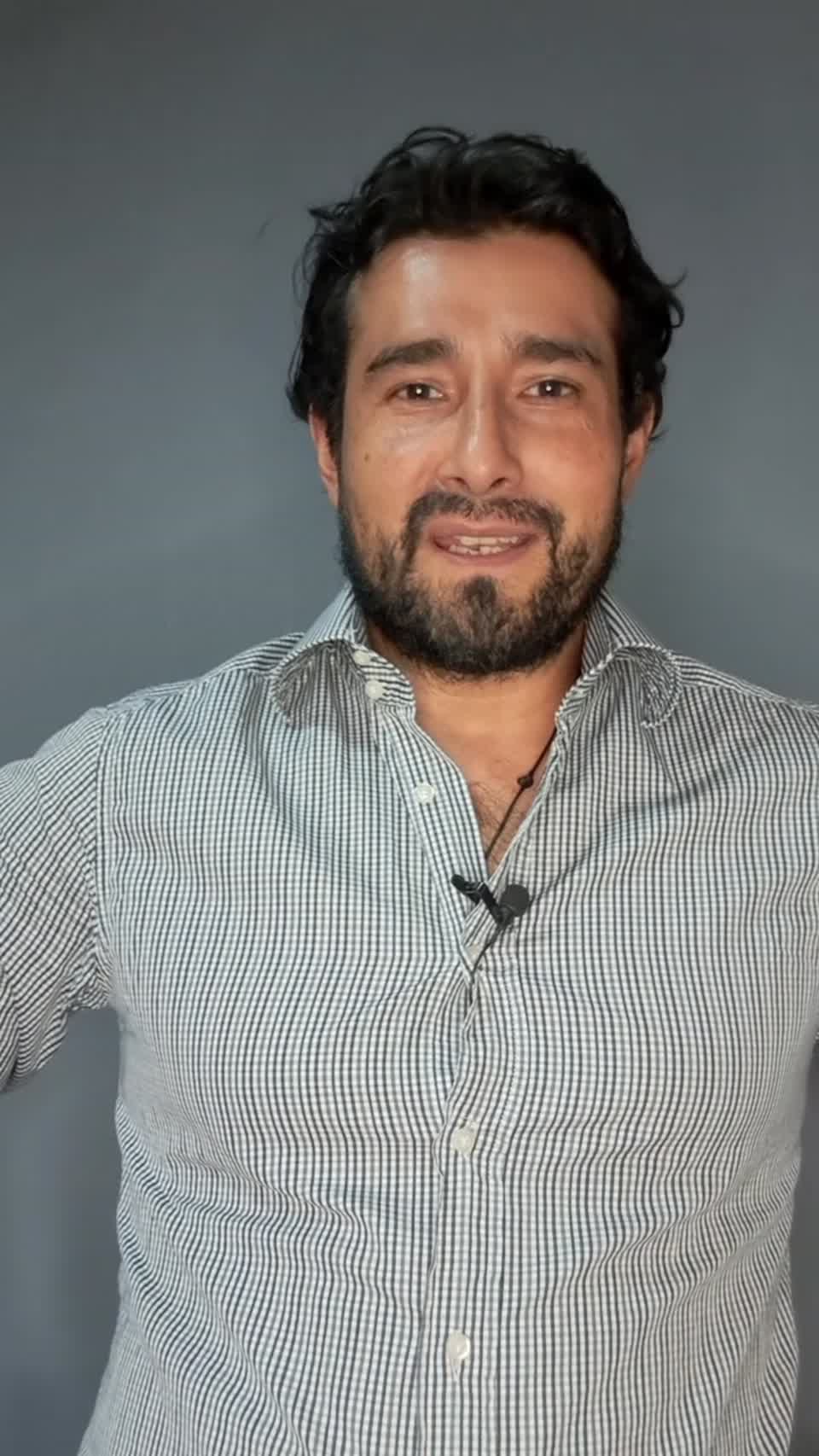 Still image out of testimonial from Moises Garcia Arcos