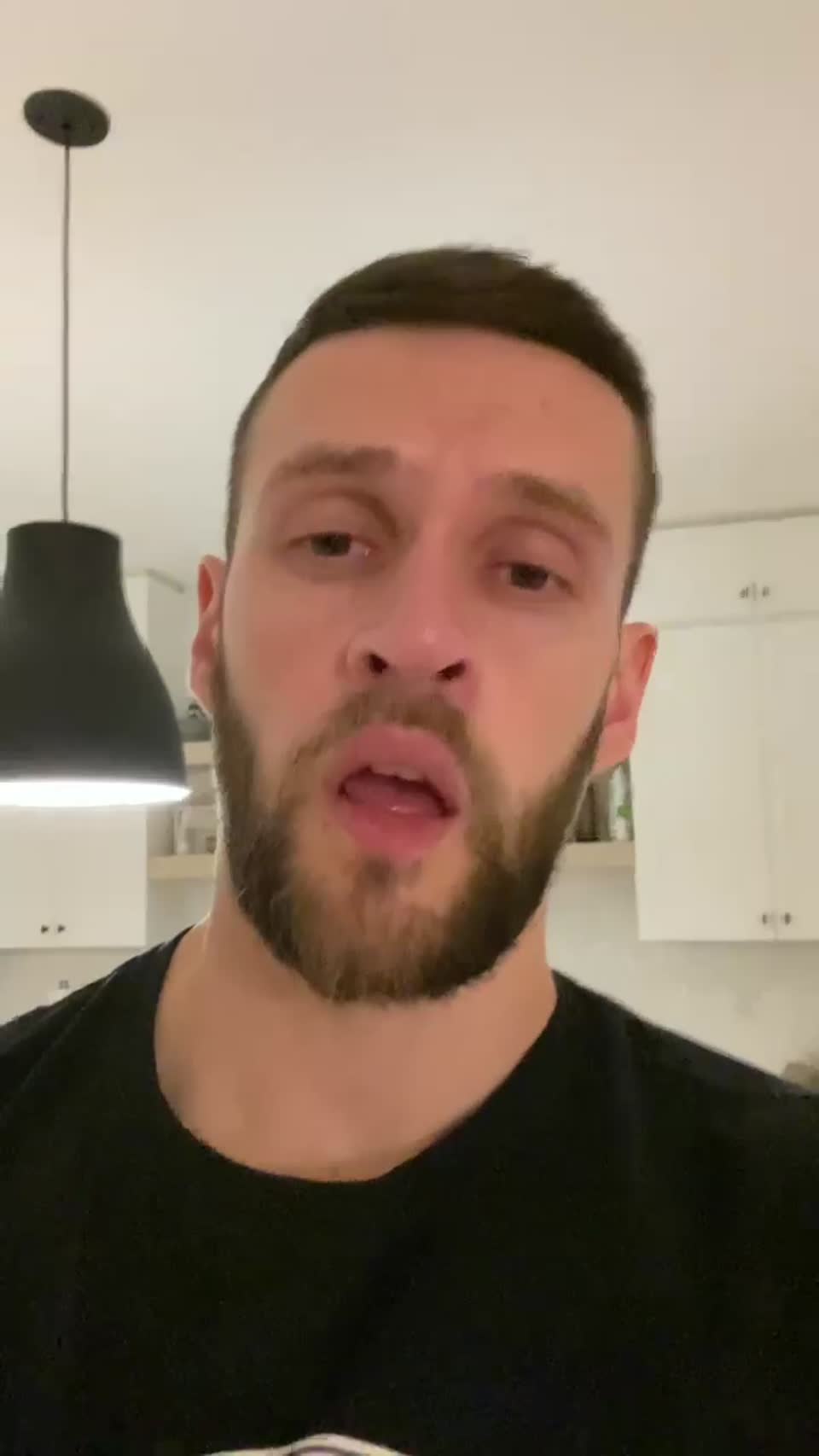 Still image out of testimonial from Volodymyr Pek