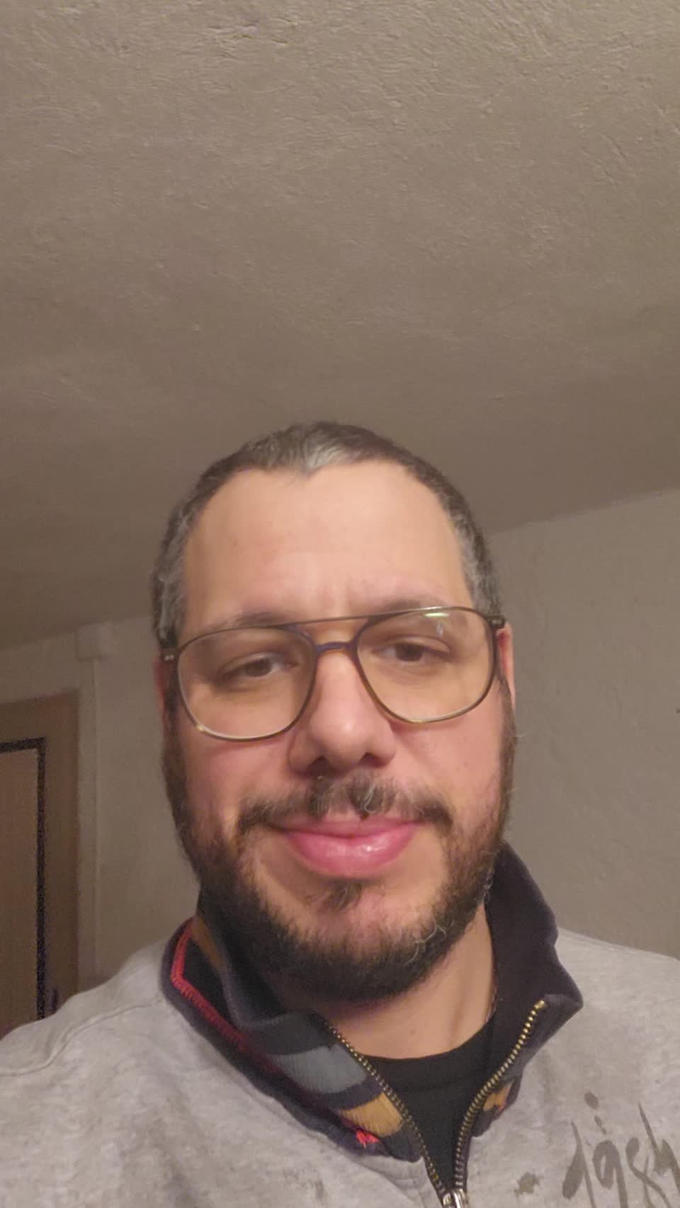 Still image out of testimonial from Lolocruz