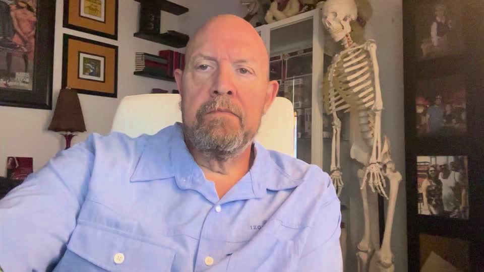 Still image out of testimonial from Dr Jeff Piccirillo