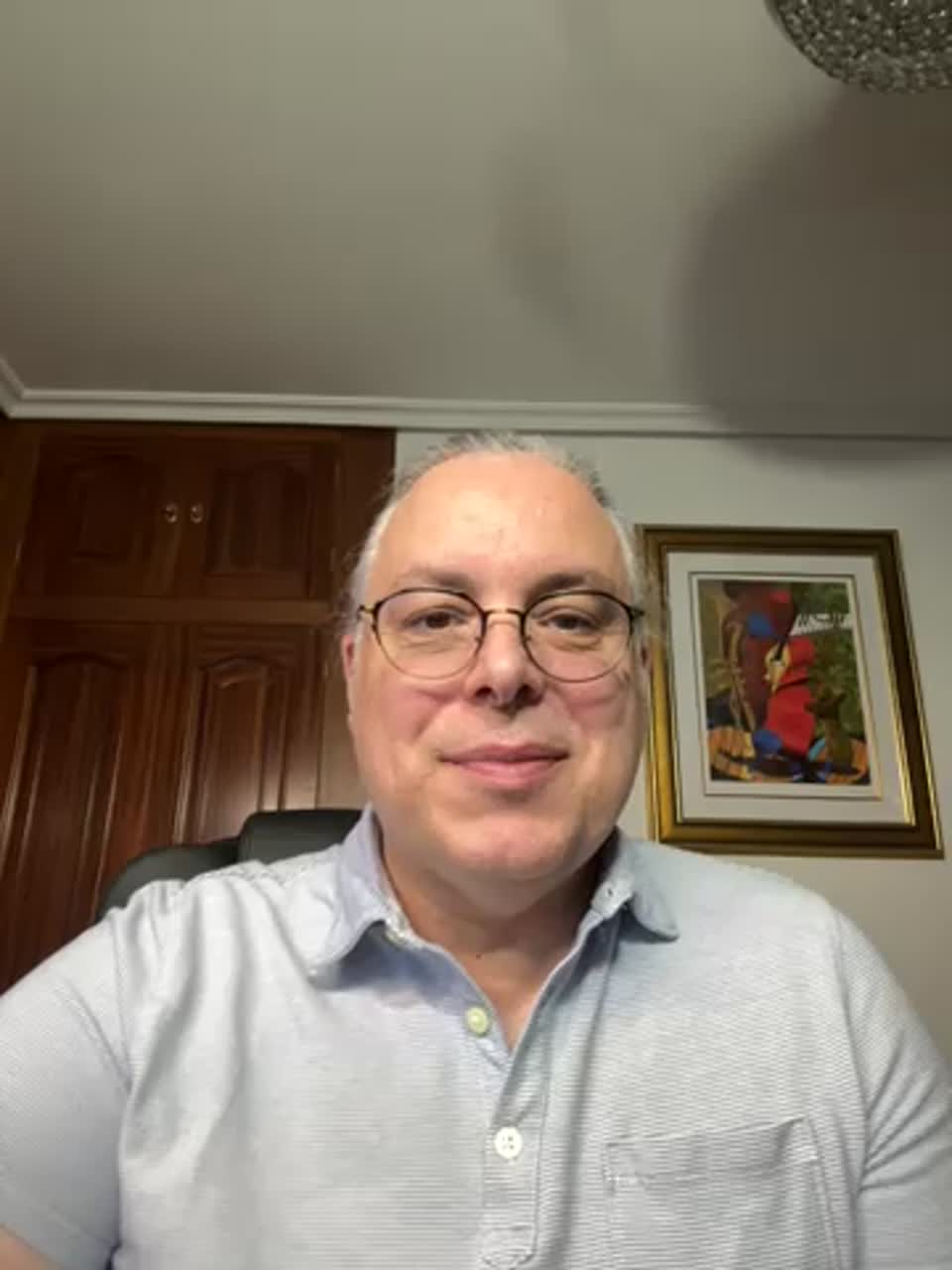 Still image out of testimonial from Dr. RB Hernandez 