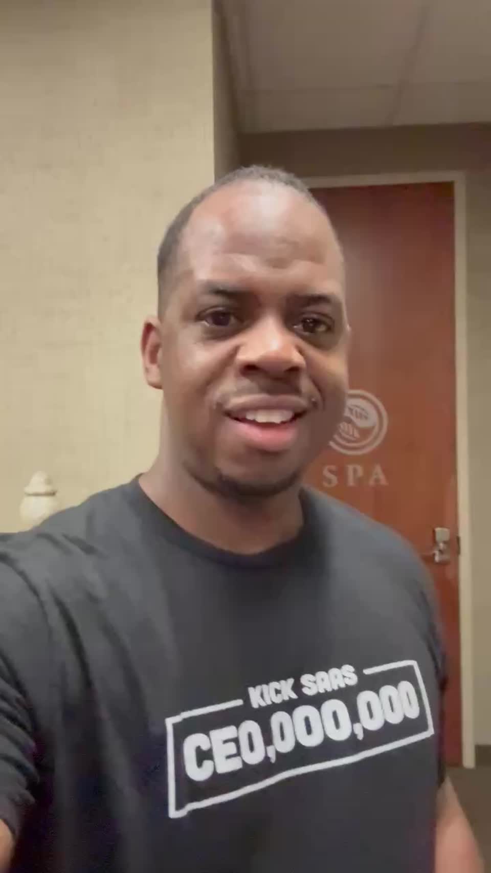 Still image out of testimonial from Anthony Starks