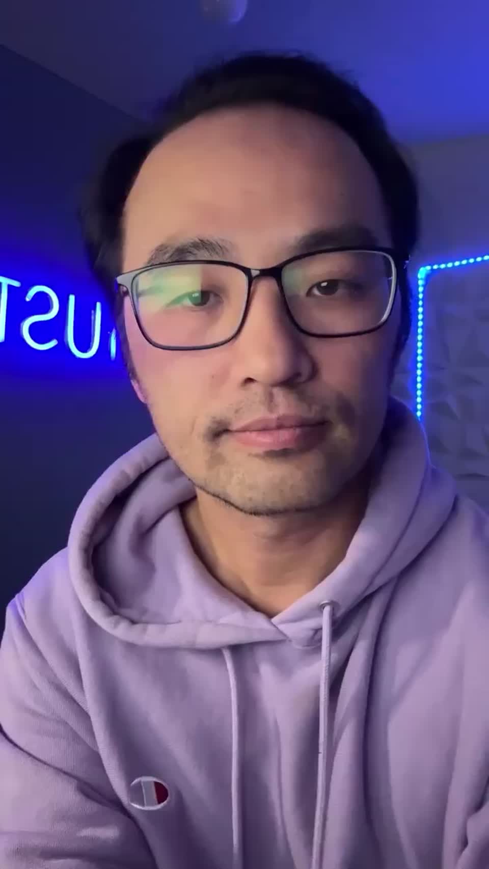 Still image out of testimonial from Jackson Chen