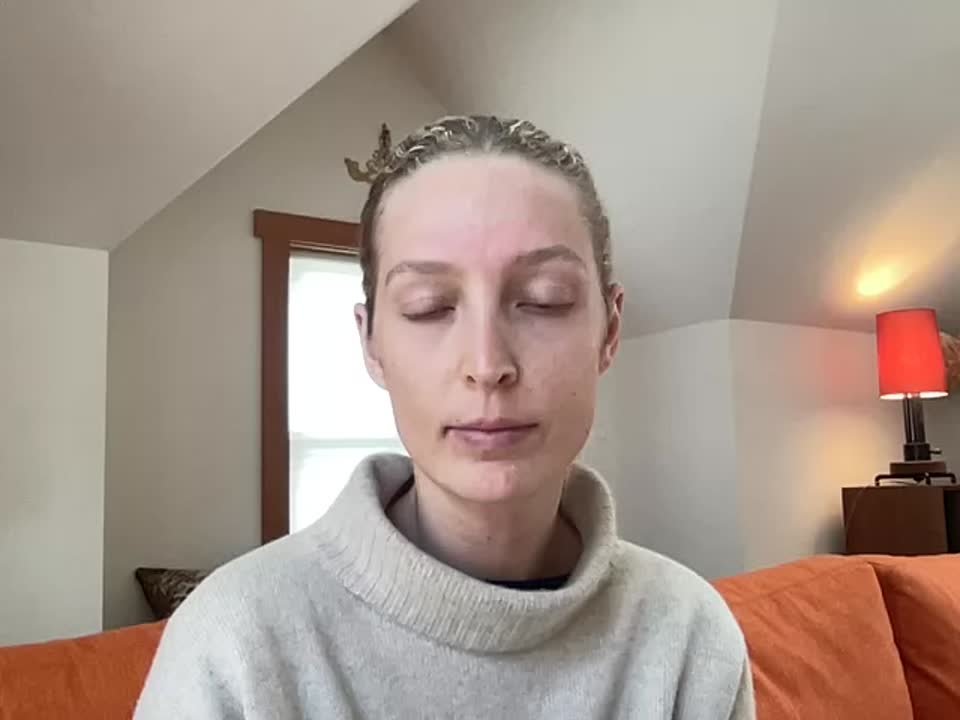 Still image out of testimonial from Katie Kuechler