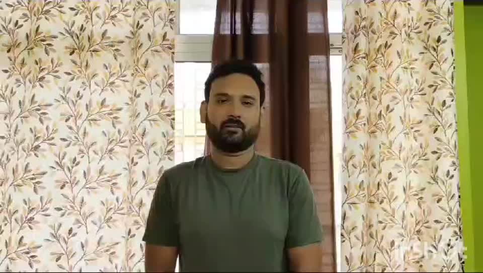 Still image out of testimonial from Kunal Mukherjee