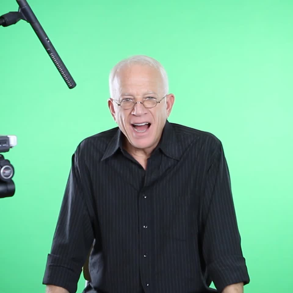 Still image out of testimonial from Gary W. Goldstein