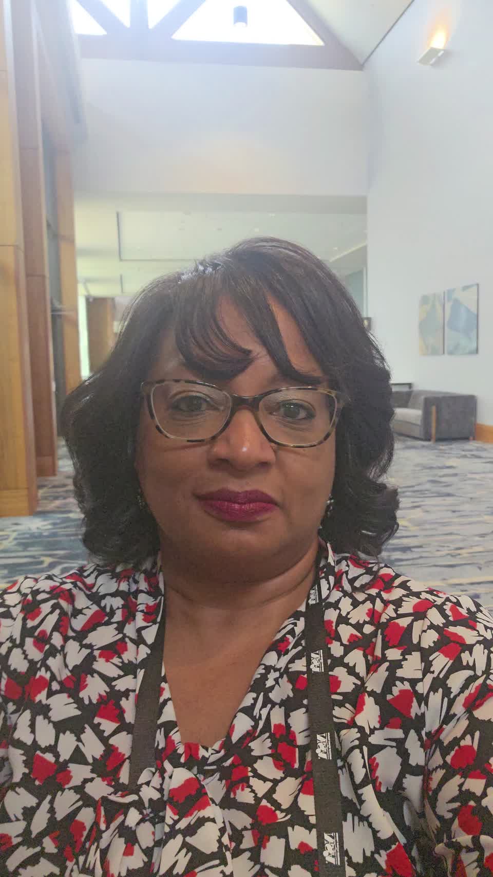 Still image out of testimonial from Yolanda Greer | Keynote Speaker