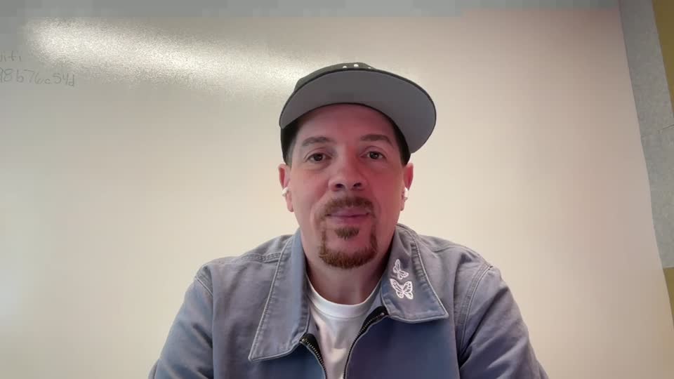 Still image out of testimonial from Sean Goode | TED Speaker