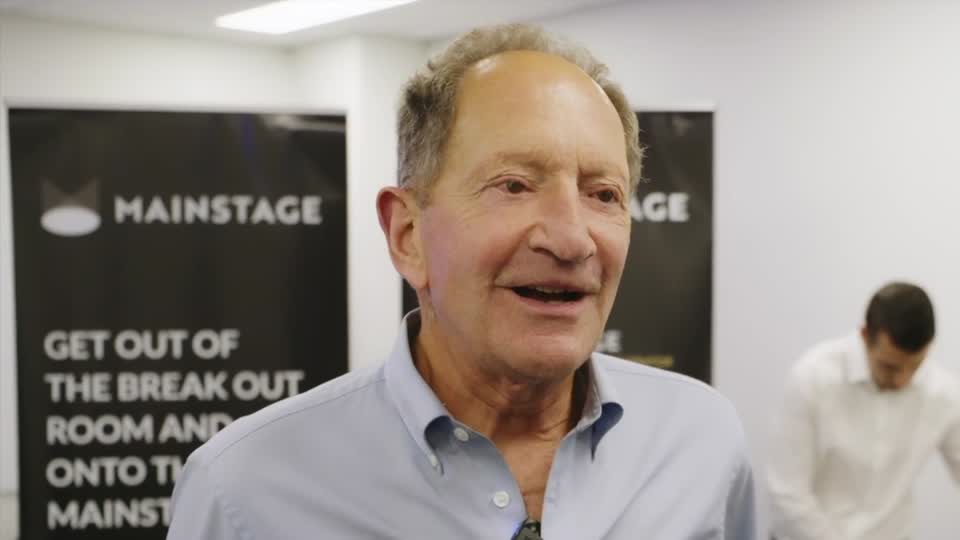 Still image out of testimonial from Larry Robertson