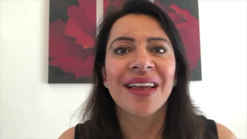 Still image out of testimonial from Live in London