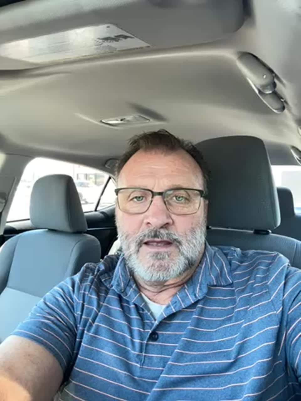 Still image out of testimonial from Robert Miller