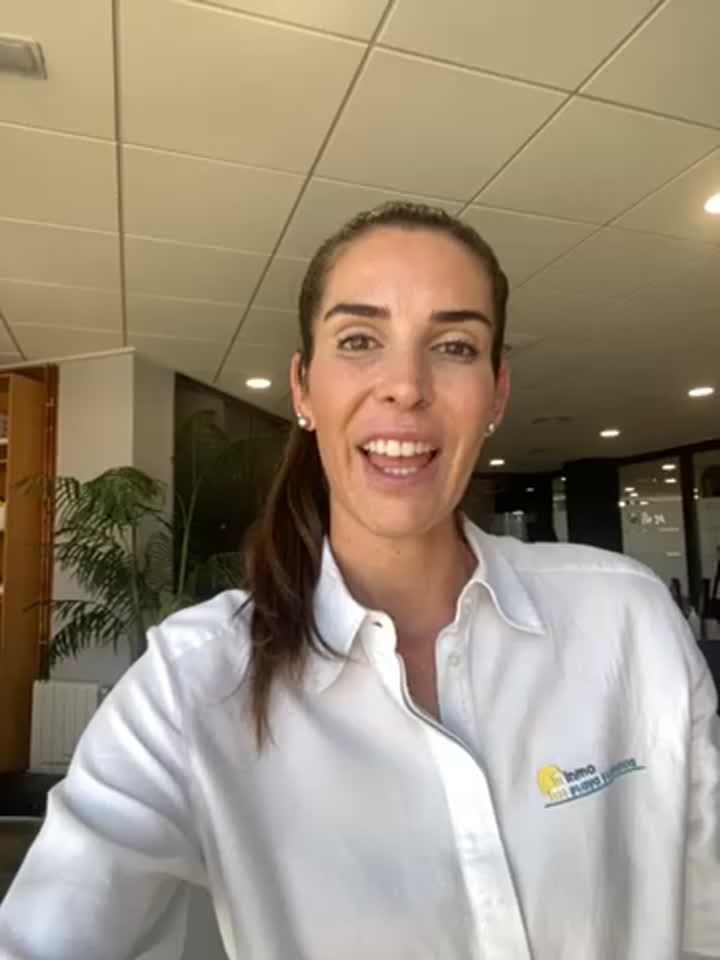 Still image out of testimonial from Ana Alvarez 