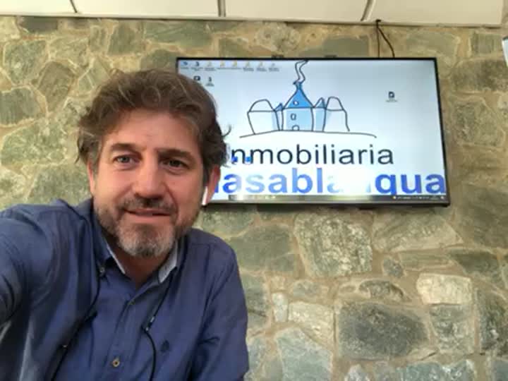 Still image out of testimonial from Joaquín Estañol