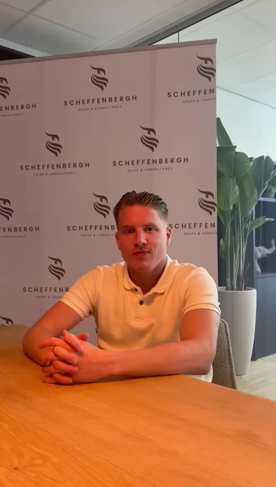 Still image out of testimonial from Mike van den Maegdenbergh