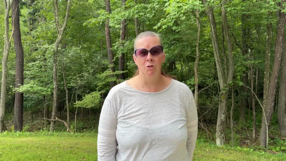 Still image out of testimonial from Tammy