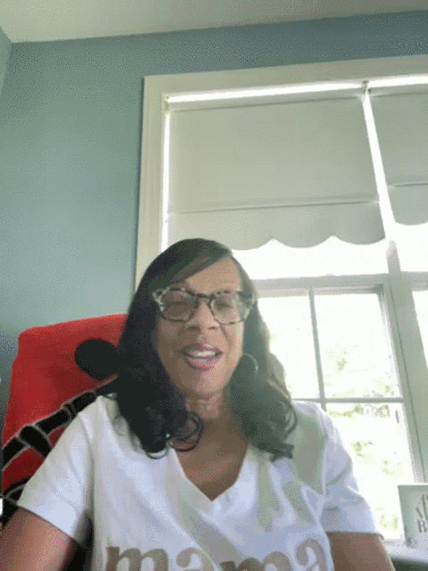 Animated image out of testimonial from Debra McElroy 