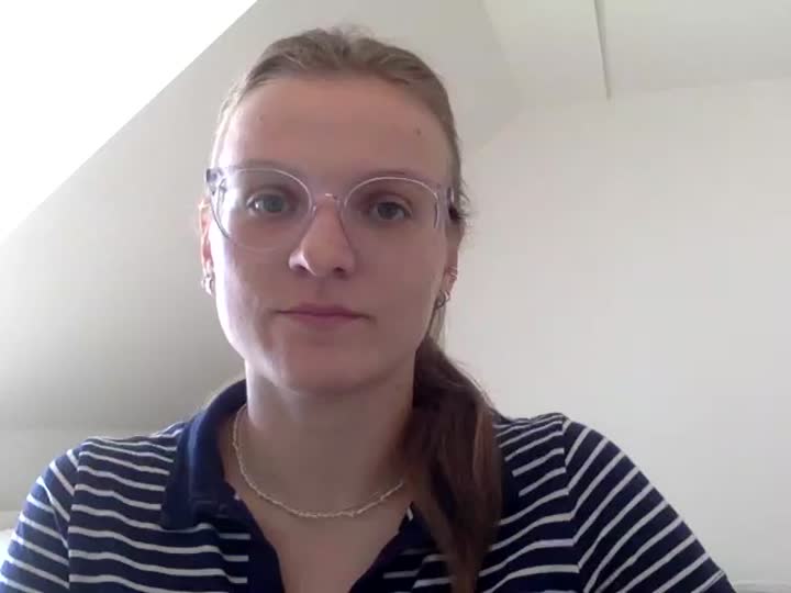 Still image out of testimonial from Sarah Nagel