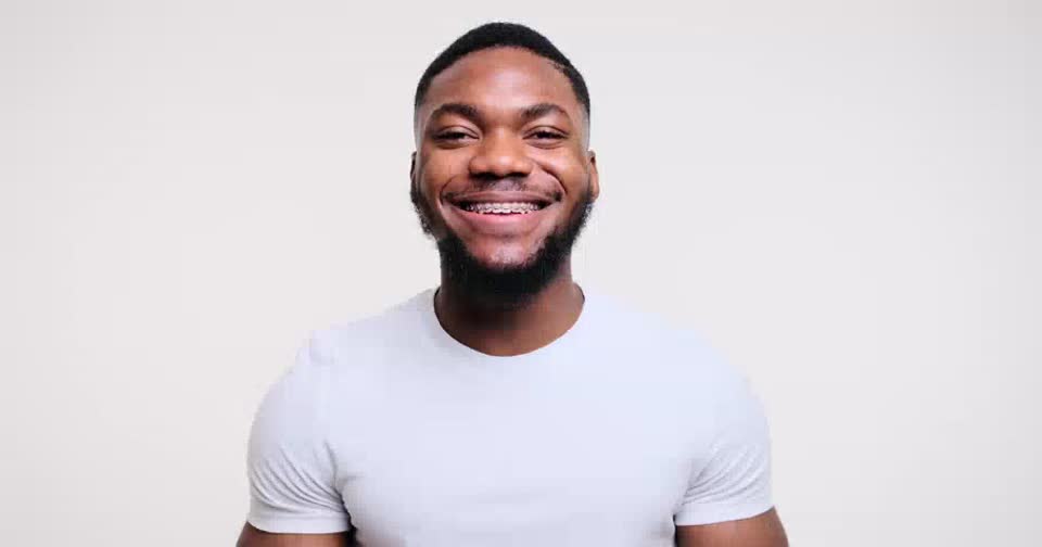 Still image out of testimonial from Joshua Abaoye