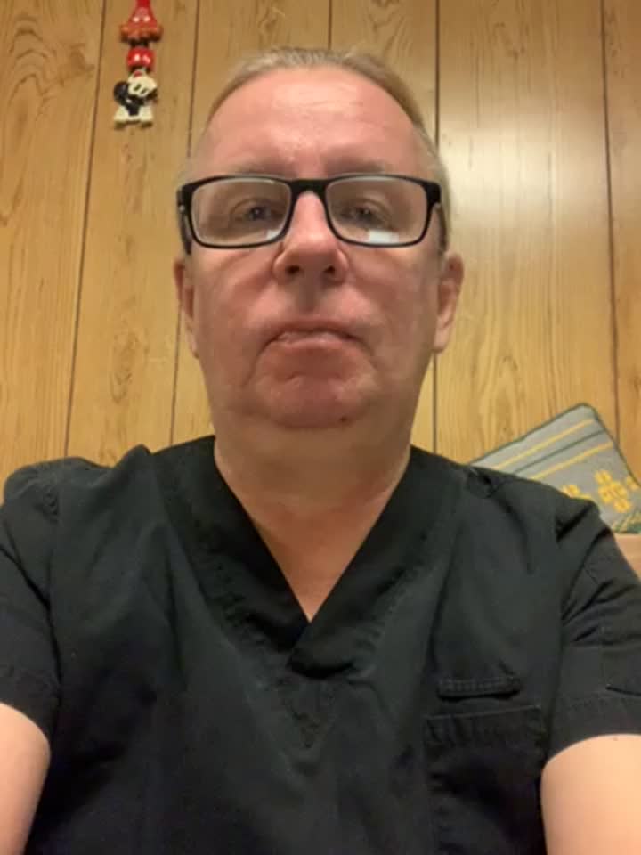 Still image out of testimonial from Rob Savickis