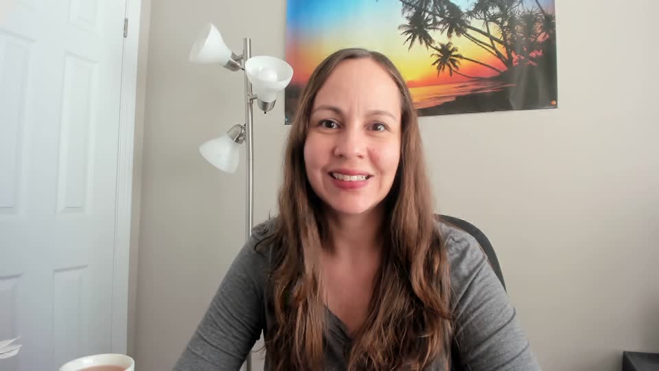 Still image out of testimonial from Elizabeth Neumann