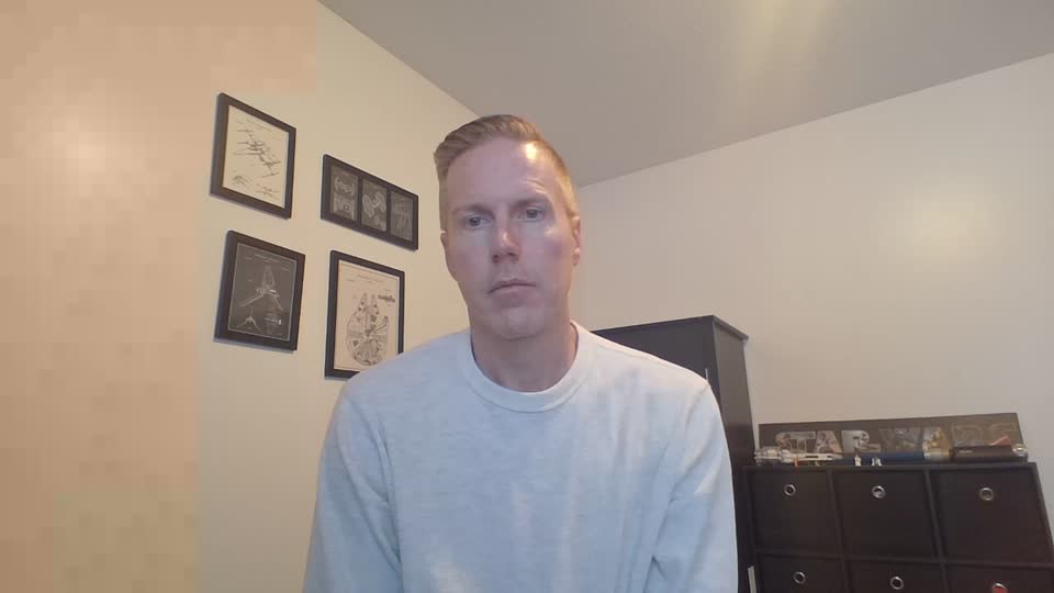 Still image out of testimonial from Jason Stewart