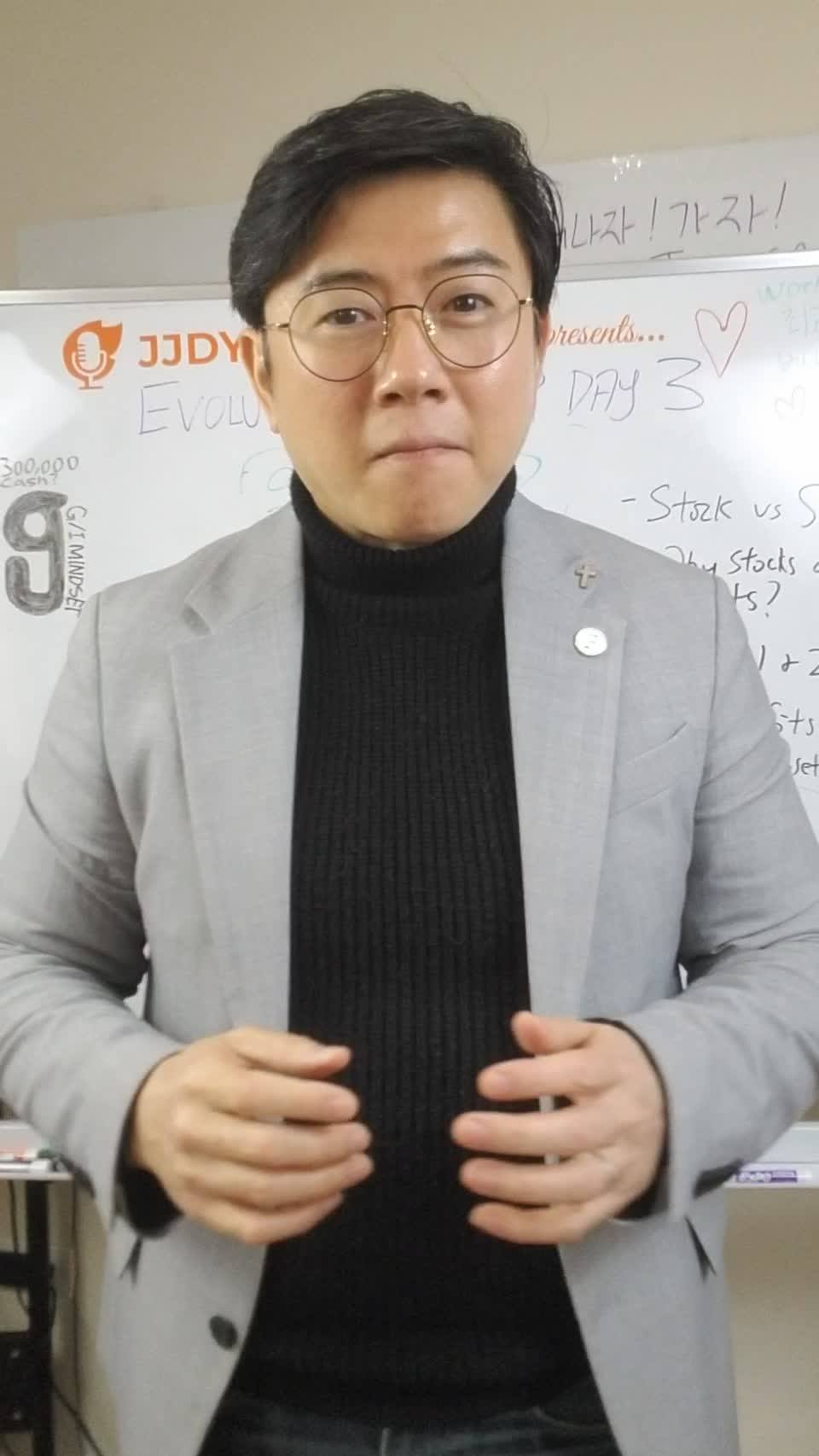 Still image out of testimonial from Jason Jang