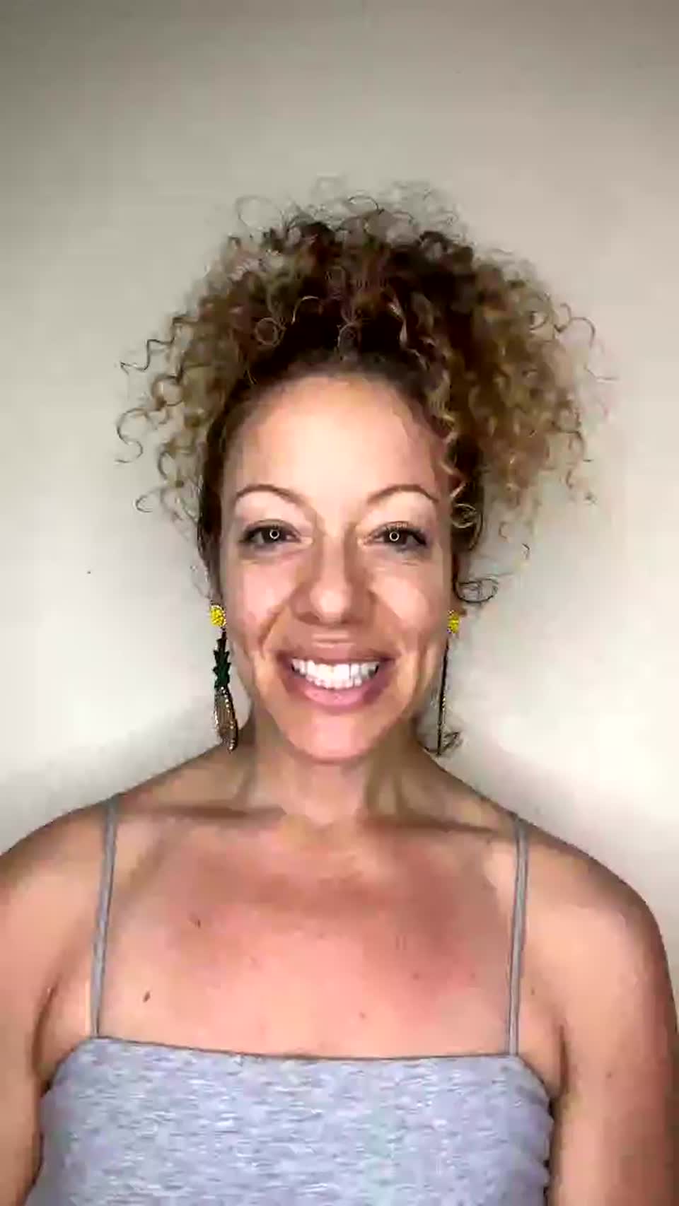 Still image out of testimonial from Melanie Levitz