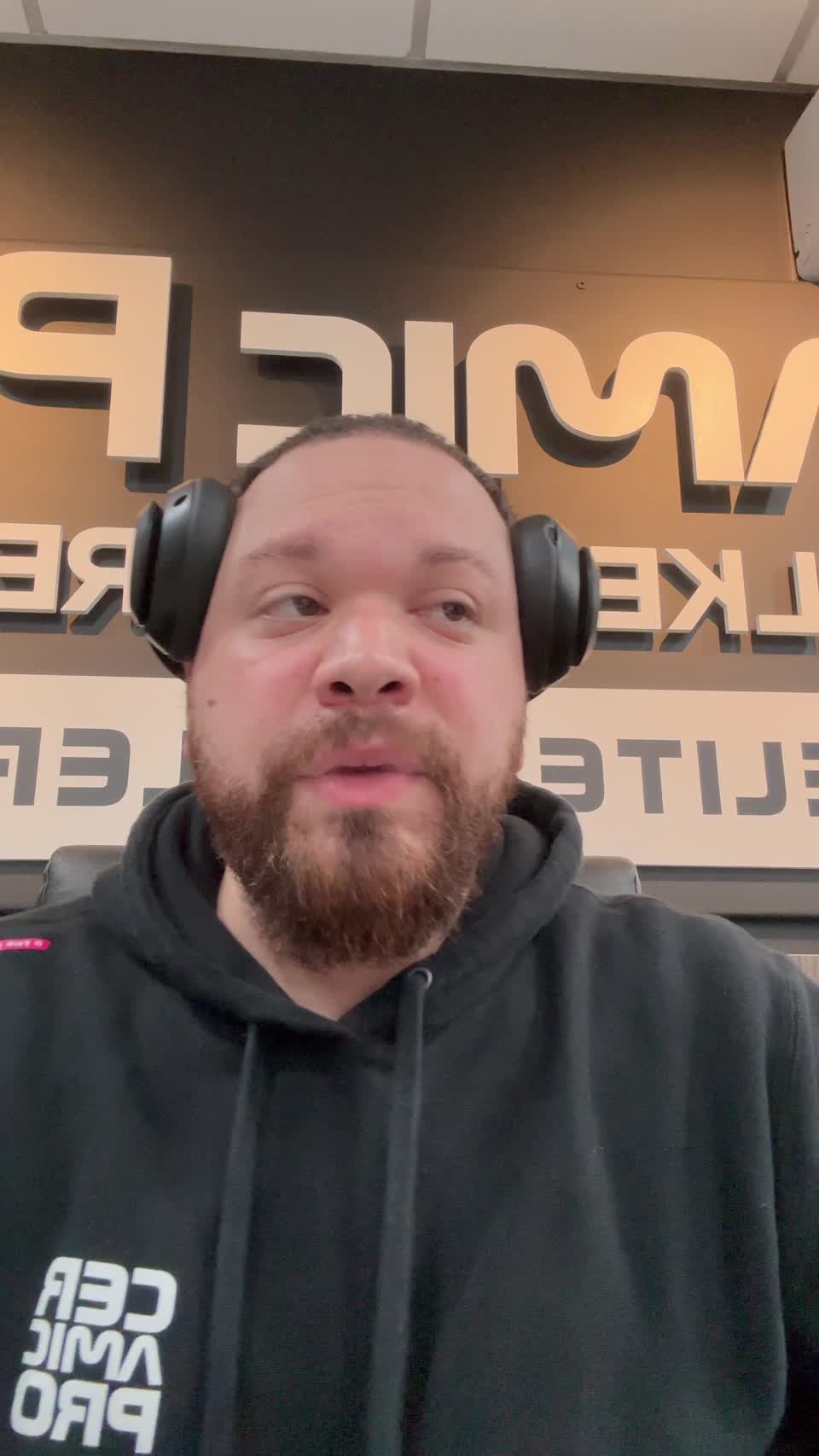 Still image out of testimonial from Carlos Viquez