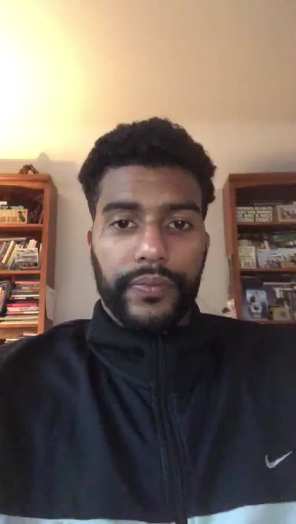 Still image out of testimonial from Darron Smith