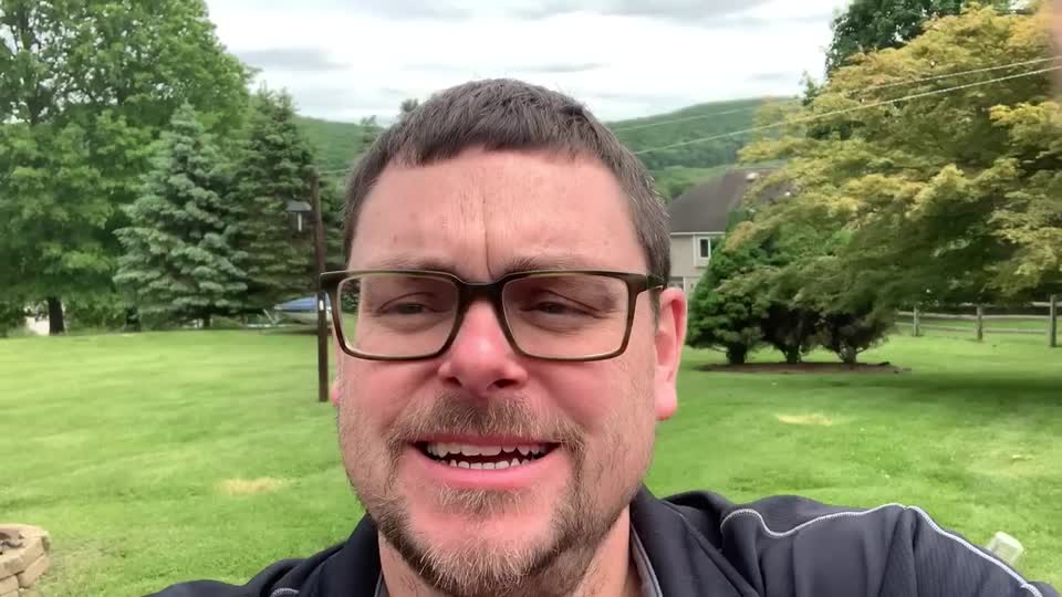 Still image out of testimonial from Scott Darvid