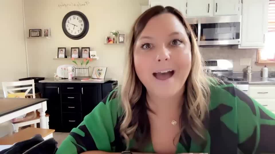 Still image out of testimonial from Michelle Banfield